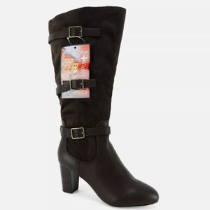 Bella Vita Women's wide Calf boots size 9M